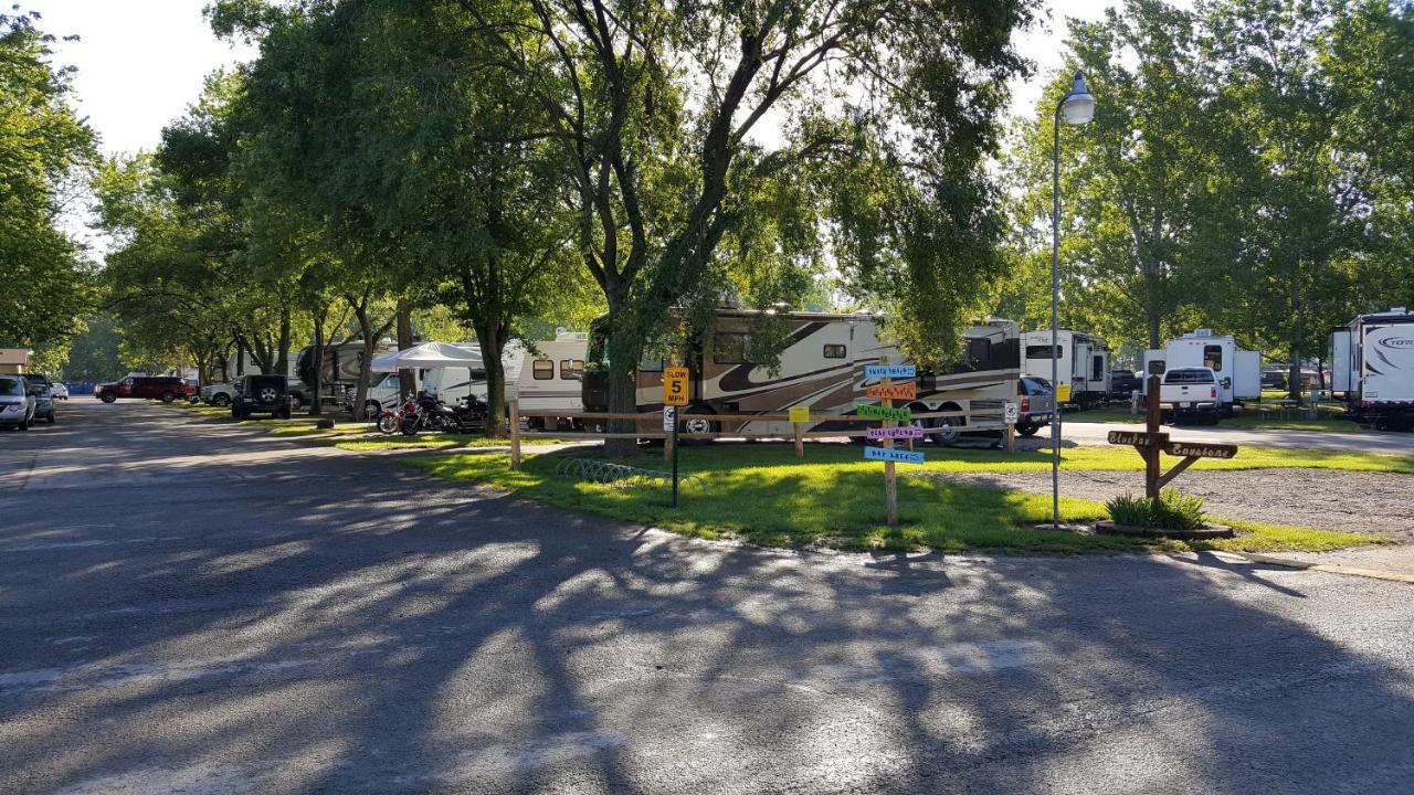 Hotel Sandusky Koa Holiday Campground Extérieur photo